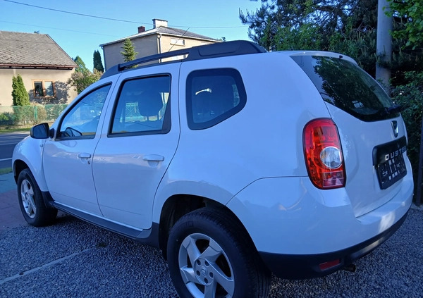 Dacia Duster cena 29900 przebieg: 133000, rok produkcji 2013 z Józefów małe 79